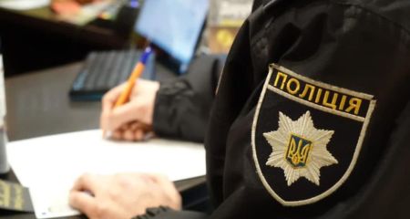 У Кривому Розі водій наполегливо пропонував хабар поліцейському