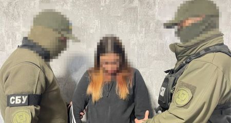 Наркозалежна дівчина на замовлення росіян готувала теракт в людному місці Кам’янського (ФОТО)