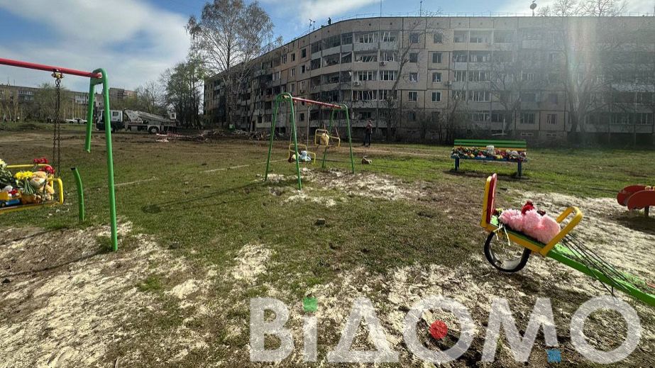 Біль, емоції і меморіал: як Кривий Ріг оговтується від ракетного удару (ФОТО, ВІДЕО)