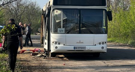 Поліція показала перші хвилини після атаки ворожого дрону у Марганці (ВІДЕО)