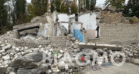 Оккупанты в Межевой бьют по жилым домам (ВИДЕО)