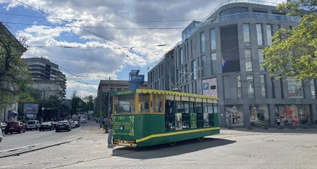 В Днепре временно отменят ретро-трамвай: причина