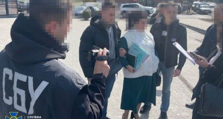 У Дніпрі затримали трьох керівників лікарень за встановлення фейкових діагнозів