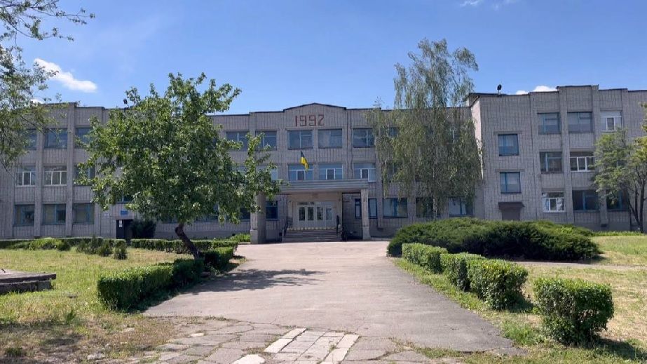 В Павлограде закрывают две гимназии