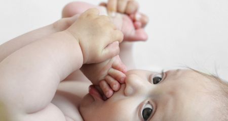 У Дніпрі до лікарні підкинули семимісячну дитину із запискою