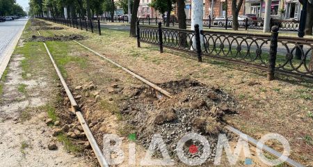 В Днепре готовят к ремонту трамвайное полотно на центральном проспекте (ФОТО, ВИДЕО)