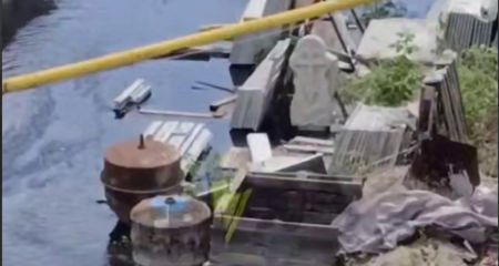 В Днепре возле школы образовалось болото из нечистот (ВИДЕО)