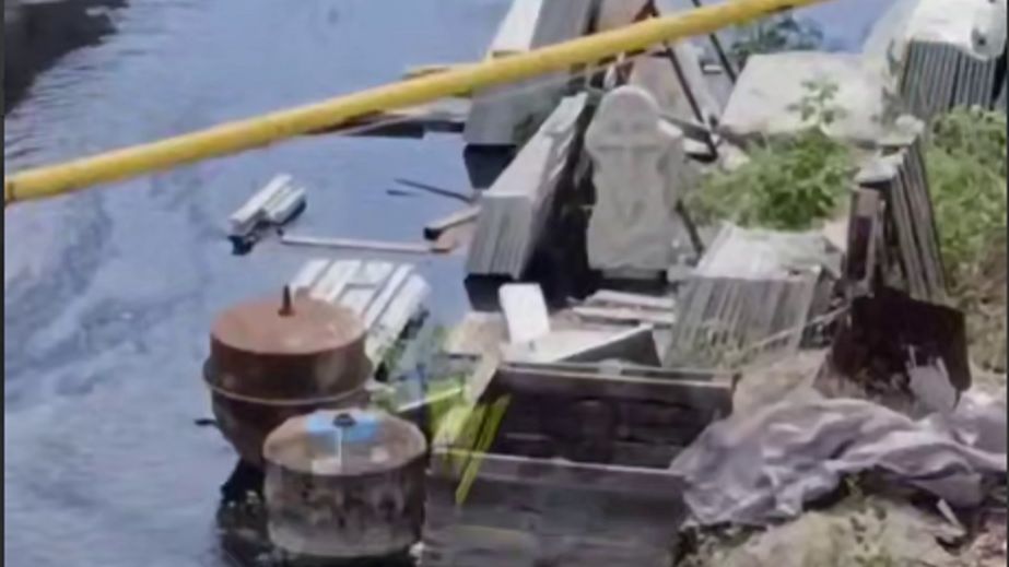 У Дніпрі біля школи утворилося болото з нечистот (ВІДЕО)