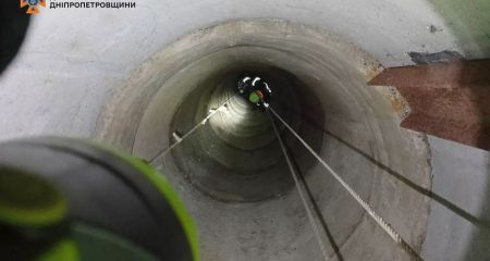 В Днепропетровской области женщина упала в колодец на глубину 20 метров