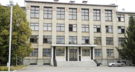 Работница "Южмаша" закупила трансформаторы на миллион дороже рыночной цены