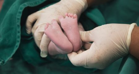 На Днепропетровщине женщина родила пятого ребенка в карете скорой
