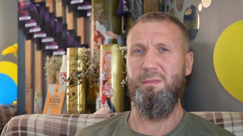 Військовий з позивним "Хмурий": про бойовий шлях, теракт в Оленівці і полоненого сина-"азовця"