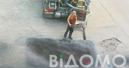 В Кривом Роге начали делать парковки под многоэтажками за бюджетные средства (ФОТО, ВИДЕО)