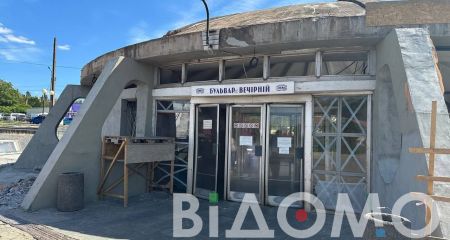 Як у Кривому Розі відновлюють станцію швидкісного трамваю після ракетного удару (ФОТО, ВІДЕО)