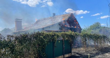 Упродовж 13 серпня росіяни атакували Нікопольщину дронами і обстріляли з артилерії