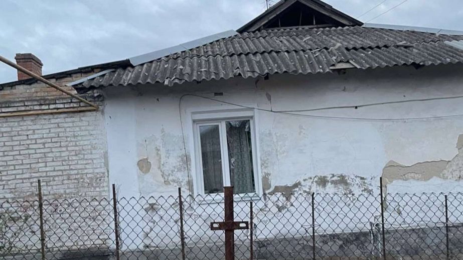 У ніч на 2 жовтня росіяни обстріляли два райони Дніпропетровщини