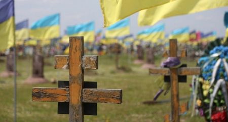 Восстановление Аллеи захоронений в Никополе: предложение на десятки миллионов гривен отклонили