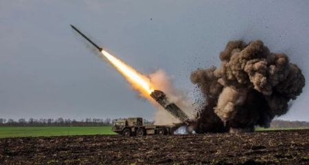 Ракетный удар по Днепру: в городе изуродован инфраструктурный объект