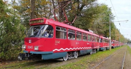 В Днепре восстанавливают движение трамвая №1: завершен ремонт колеи на ул. Центральной