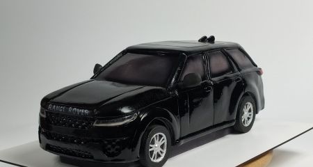 Торт для автолюбителів: у Дніпрі кондитер створив солодкий Range Rover (ФОТО)