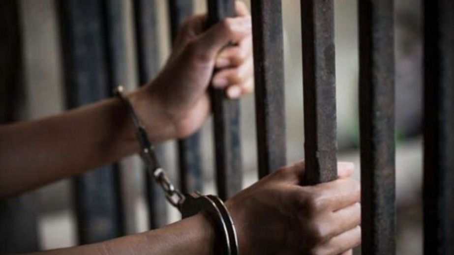 На Дніпропетровщині суд відправив за ґрати мешканця Івано-Франківщини, який вбив свобо орендодавця (ФОТО)