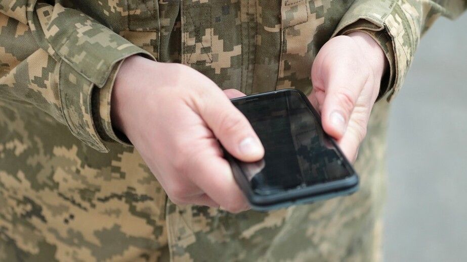 У Дніпрі планують витратити понад 4 млн грн на сучасні смартгодинники для ветеранів