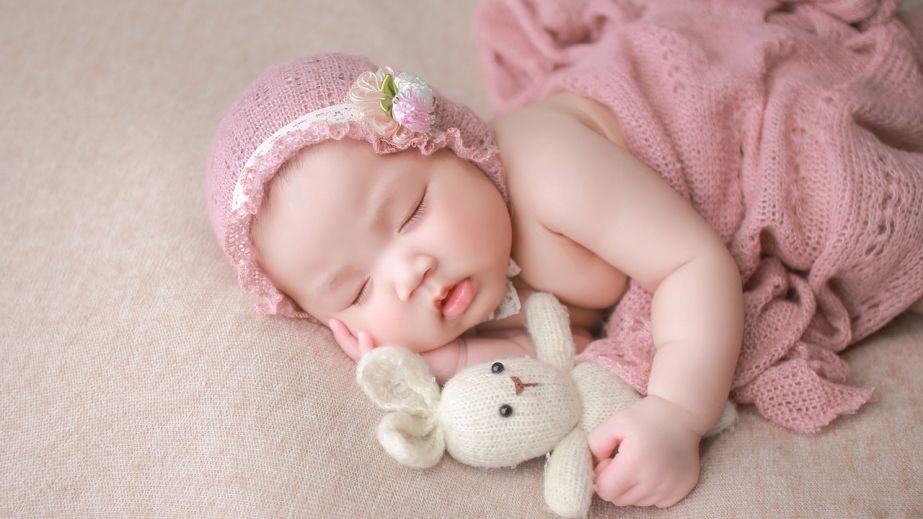 У Дніпрі за добу народилося 11 дітей: кого більше