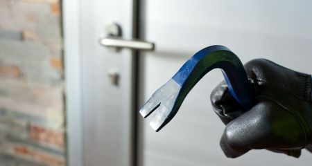 У Дніпрі невідомі се...