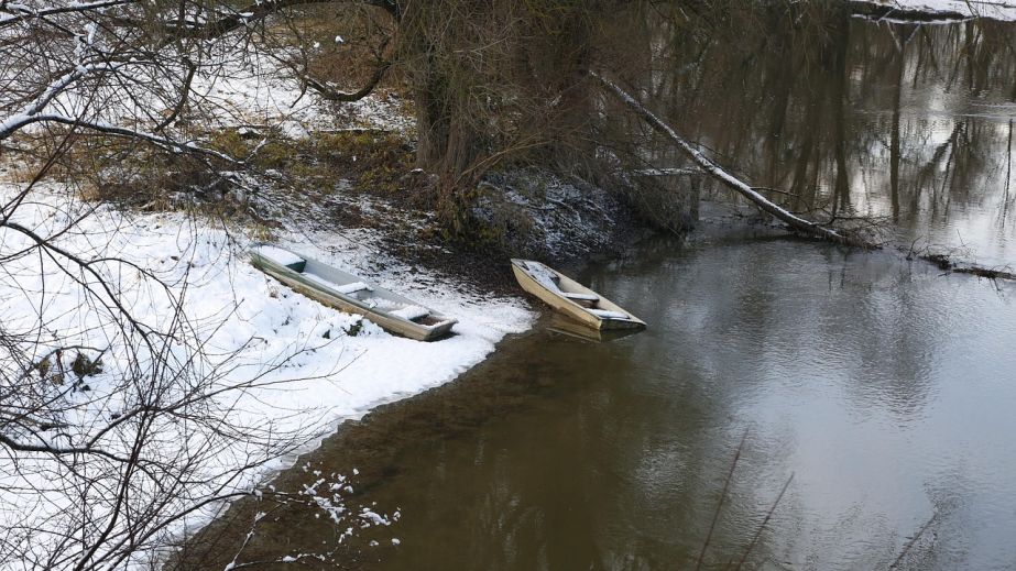 Під Кривим Рогом розшукують двох рибалок, які зникли на воді (ФОТО)