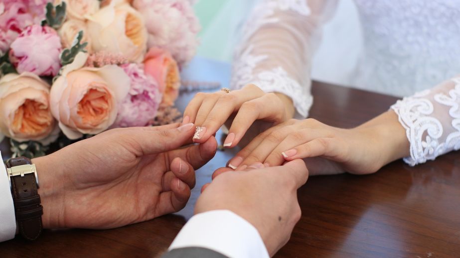 За прошедшую неделю на Днепропетровщине зарегистрировали более полутысячи браков