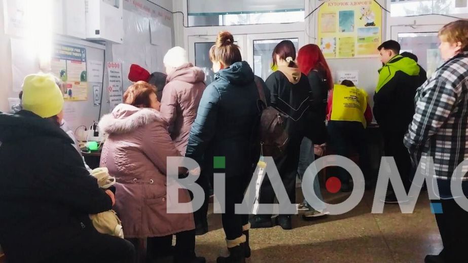 Почти 40 тысяч человек без света: Кривой Рог погружается во тьму, но горожане не сдаются (ФОТО)