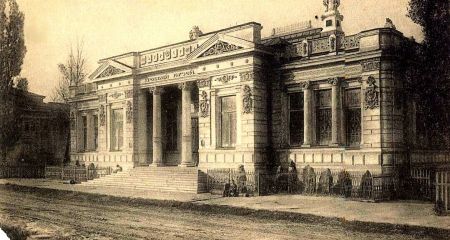 Музей Яворницкого в Днепре зовет на Museum Selfie Day