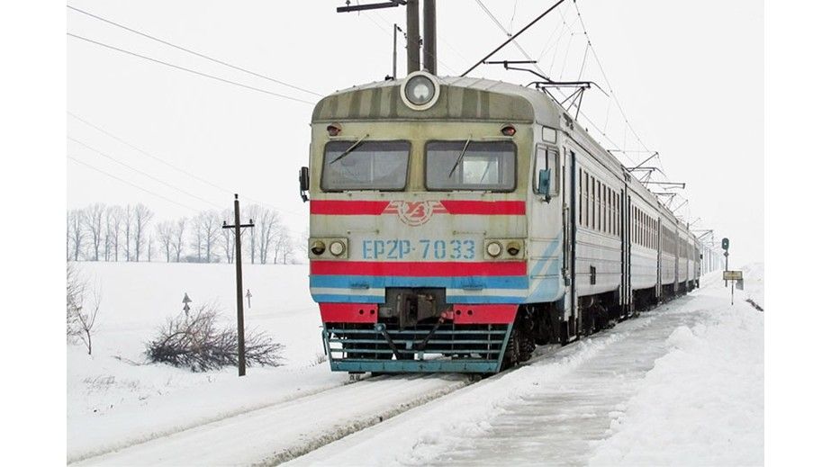 Приміські поїзди тимчасово не курсуватимуть на Дніпропетровщині та Запоріжжі: що відомо