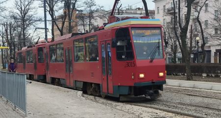 У Дніпрі 25 січня змінять рух громадського транспорту через перекриття доріг