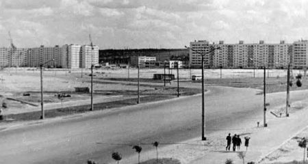 Песок, вода и бетон: история создания жилого массива.