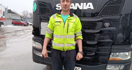 Из Днепра в Азербайджан по суше: как изменилась жизнь украинских дальнобойщиков