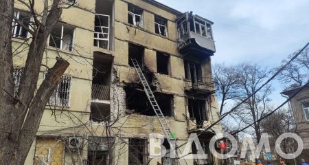 Урна з прахом вціліла після удару: історія родини переселенців, які пережили атаку на Дніпро 26 березня (ФОТО, ВІДЕО)