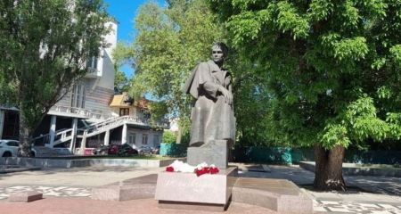 Сегодня 165 лет как было исполнено завещание Шевченко: в Днепре почтили память (ФОТО)