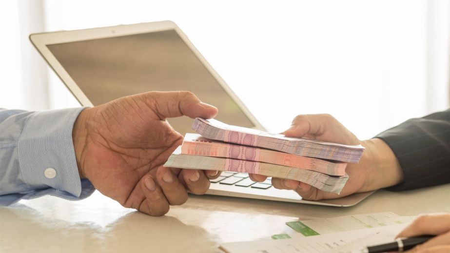 Долги украинцев перед МФО выросли на 17%: средний размер микрокредита достиг 9,2 тысяч грн
