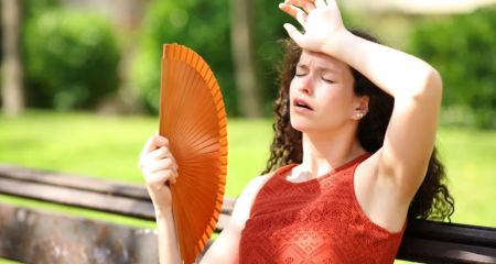 У Дніпрі жінка потрапила до лікарні через тепловий удар