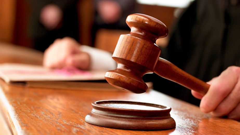 На Криворіжжі жінка отримала компенсацію через 18 років після загибелі сина на залізниці