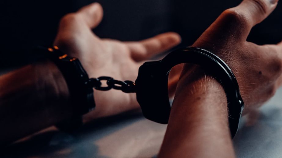 Житель Павлограда ограбил пьяного мужчину возле церкви и получил второй приговор