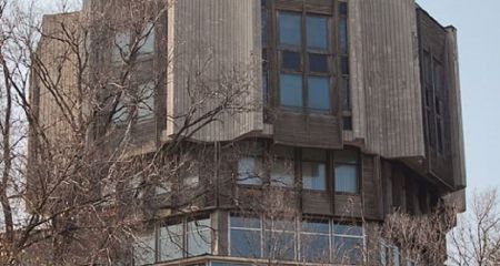 У Дніпрі на даху відомого покинутого ресторану помітили дітей (ФОТО)