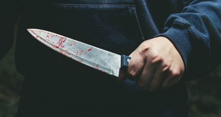 У Кам'янському сварка чоловіків у кафе переросла у різанину