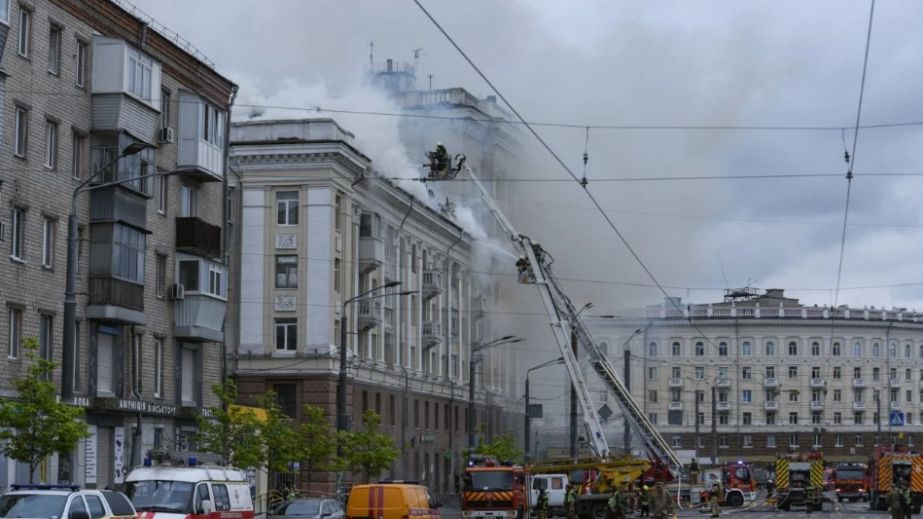 В Днепре планируют временно перекрыть Вокзальную площадь: как это повлияет на движение транспорта