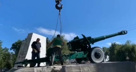 На Павлоградщине демонтировали памятник "Пушка" времен Второй Мировой войны