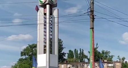 У Кривому Розі на 95 кварталі розмістять прапори всіх військових формувань району (ВІДЕО)