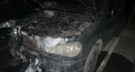 В Днепре горел очередной автомобиль ВСУ