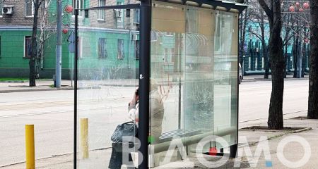 У Кривому Розі одна й та сама фірма ремонтуватиме та встановлюватиме зупинки