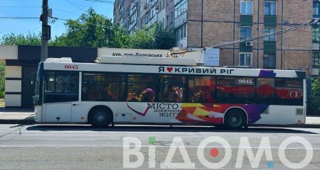 У Кривому Розі працівники КП "Міський тролейбус" приховують свого керівника від журналістів